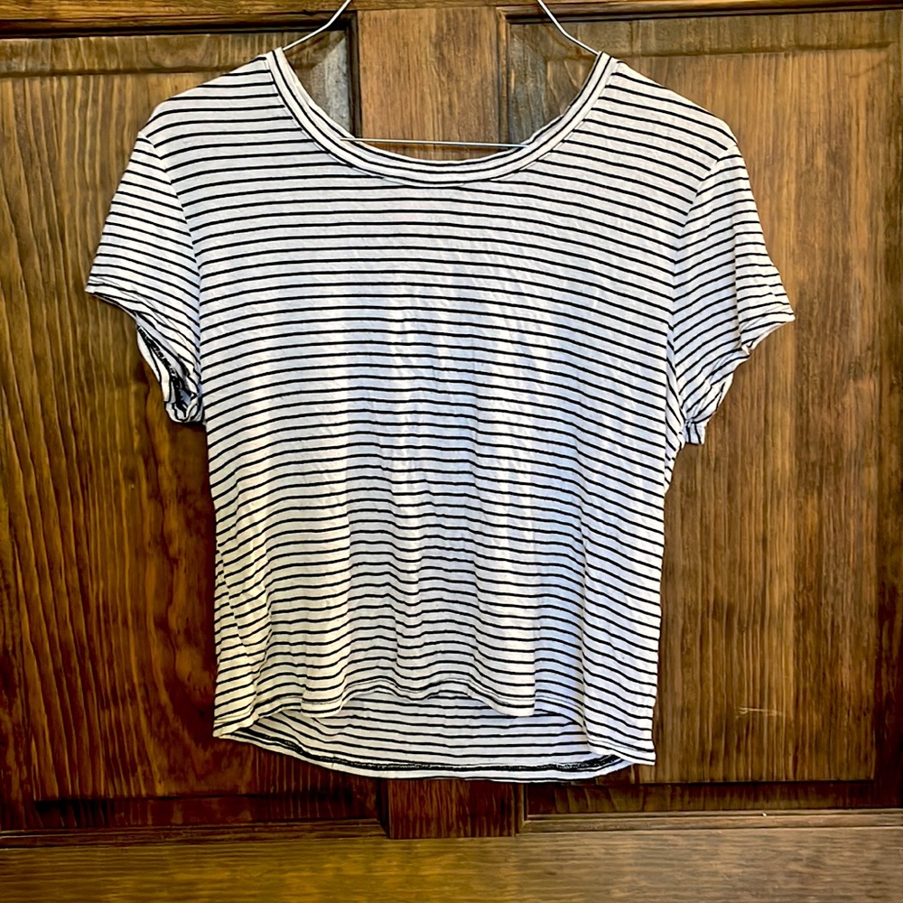 White and black striped No Boundaries crop top! Super soft and stretchy.